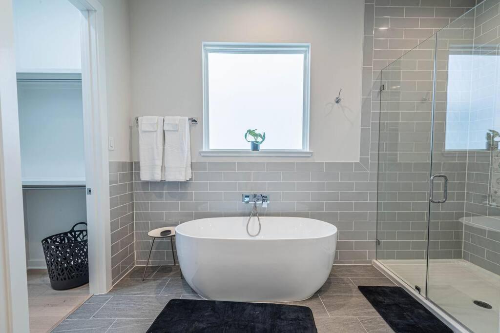 Charming 3-Bedroom Luxury Home Near Downtown, Nrg, Galleria & Medical Center Houston Exteriér fotografie