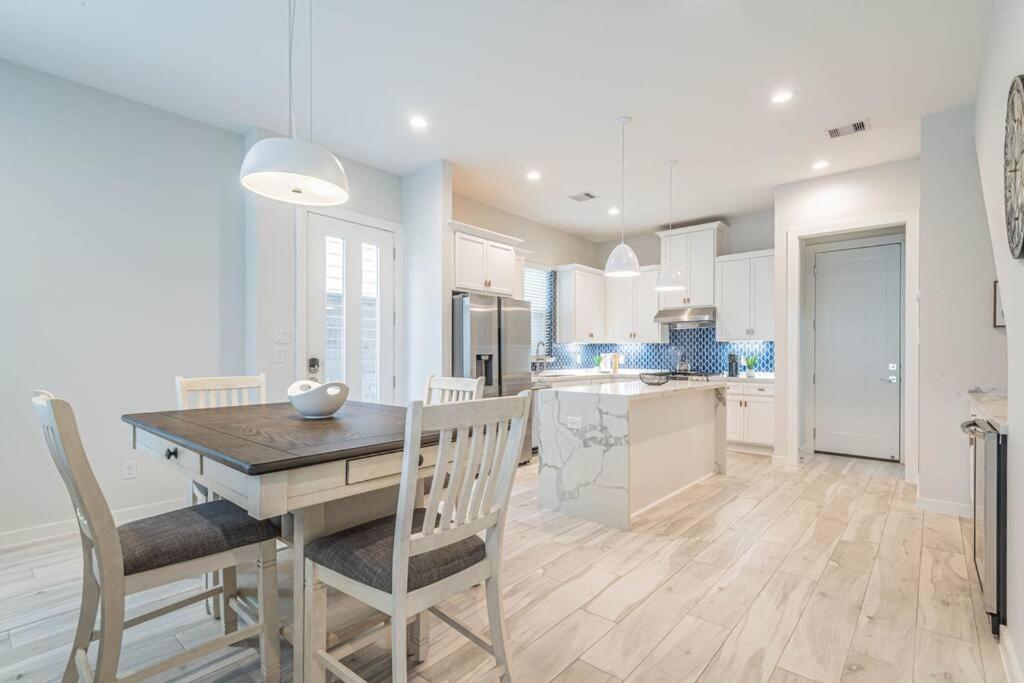 Charming 3-Bedroom Luxury Home Near Downtown, Nrg, Galleria & Medical Center Houston Exteriér fotografie